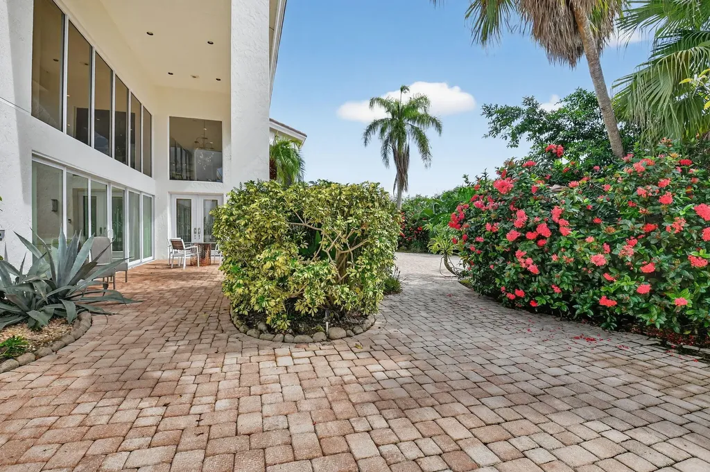 16670 Senterra Drive Delray Beach FL 33484
