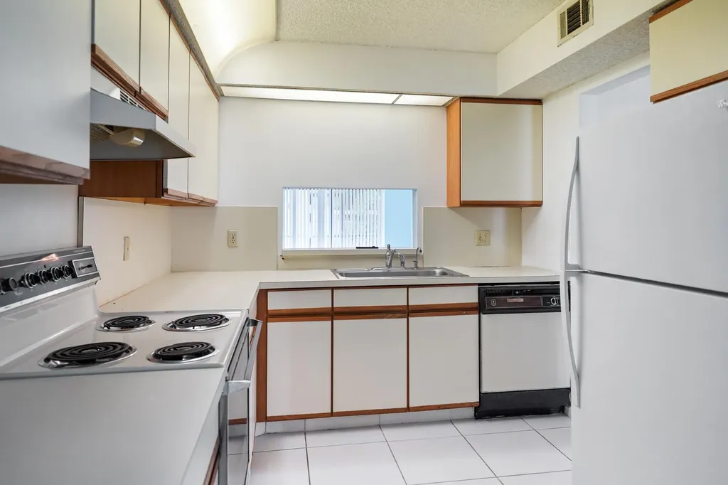 10204 Mangrove Drive Boynton Beach FL 33437