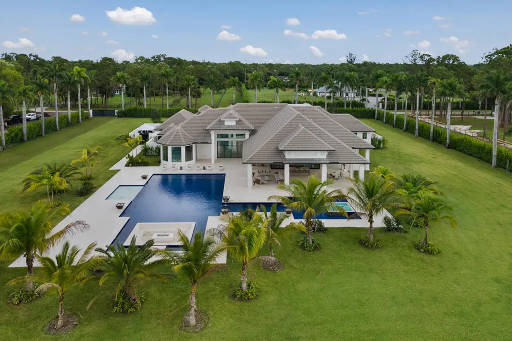 14699 Black Bear Road Palm Beach Gardens FL 33418
