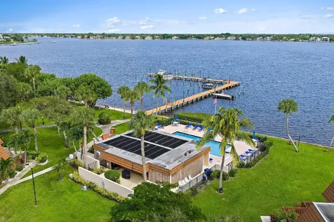825 Center Street Jupiter FL 33458