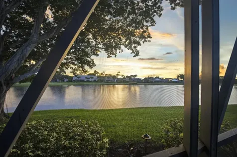 10818 Ashmont Drive Boca Raton FL 33498