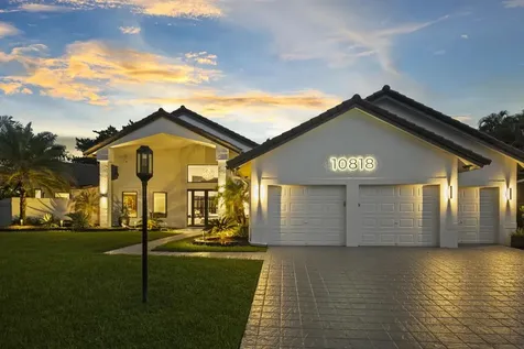 10818 Ashmont Drive Boca Raton FL 33498