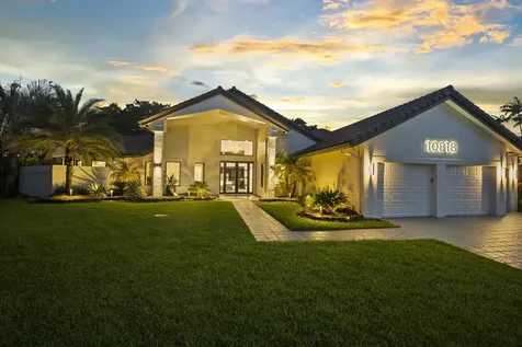 10818 Ashmont Drive Boca Raton FL 33498
