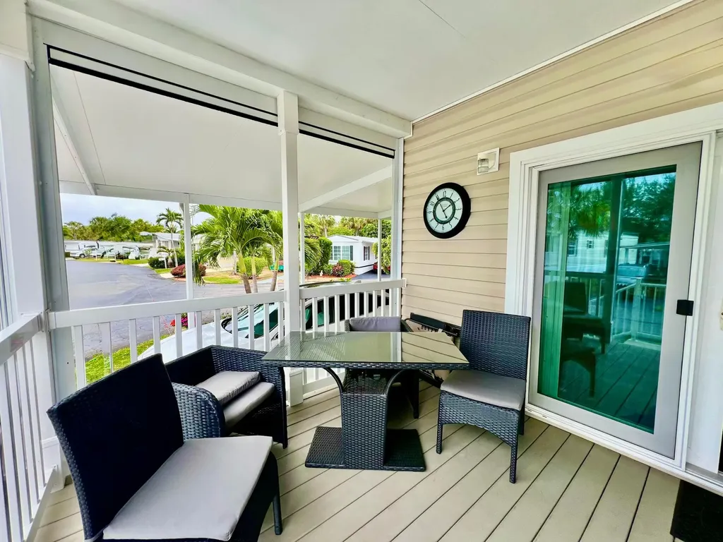 413 Hibiscus Drive Deerfield Beach FL 33442