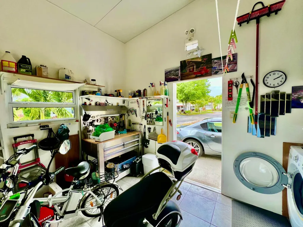 413 Hibiscus Drive Deerfield Beach FL 33442