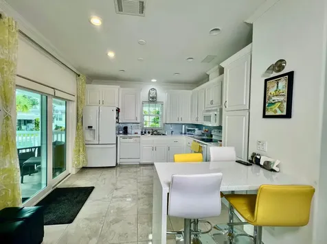 413 Hibiscus Drive Deerfield Beach FL 33442