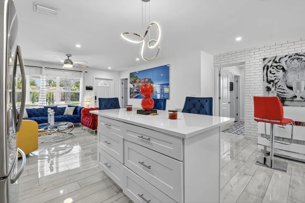449 SW 4th Avenue Boynton Beach FL 33435