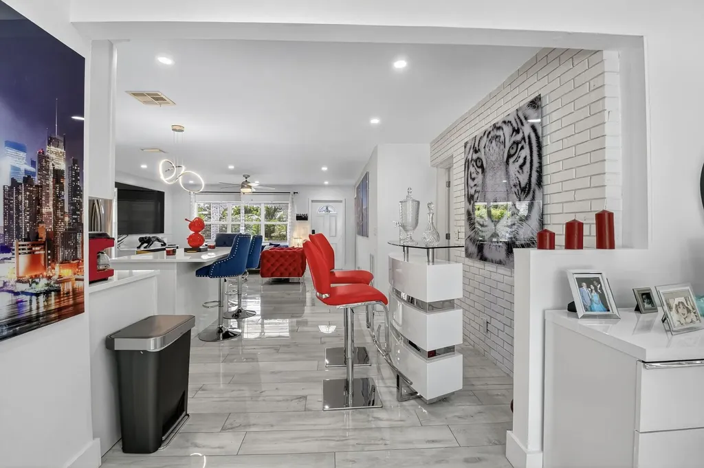 449 SW 4th Avenue Boynton Beach FL 33435