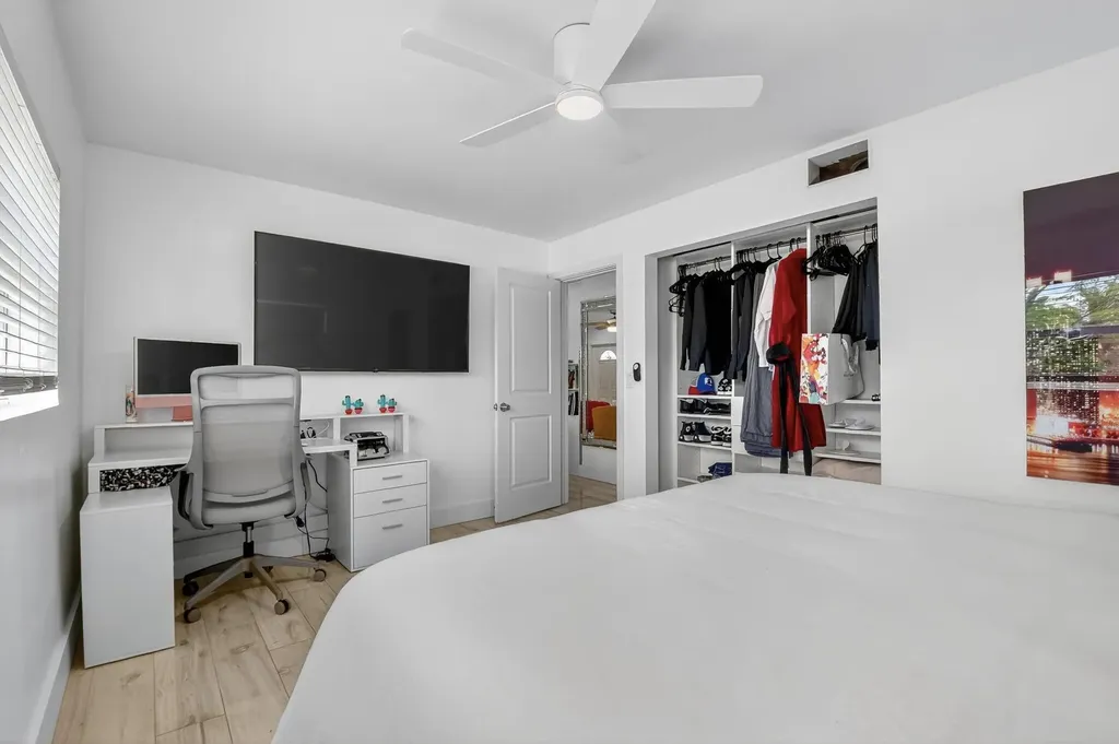 449 SW 4th Avenue Boynton Beach FL 33435