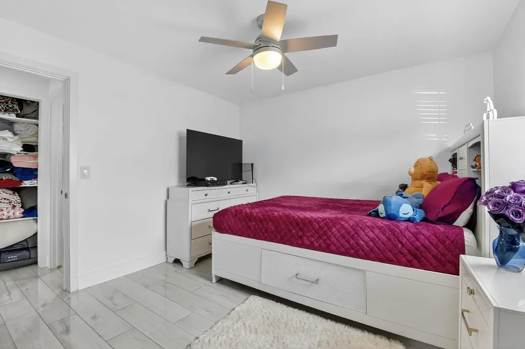 449 SW 4th Avenue Boynton Beach FL 33435