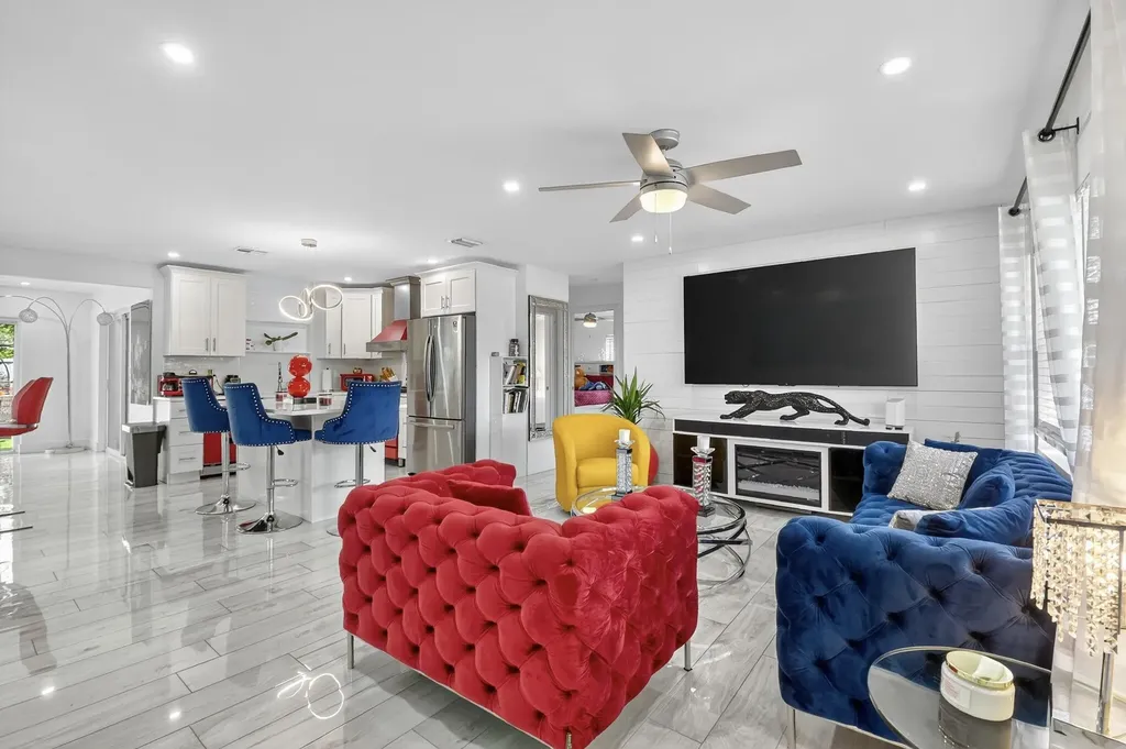 449 SW 4th Avenue Boynton Beach FL 33435