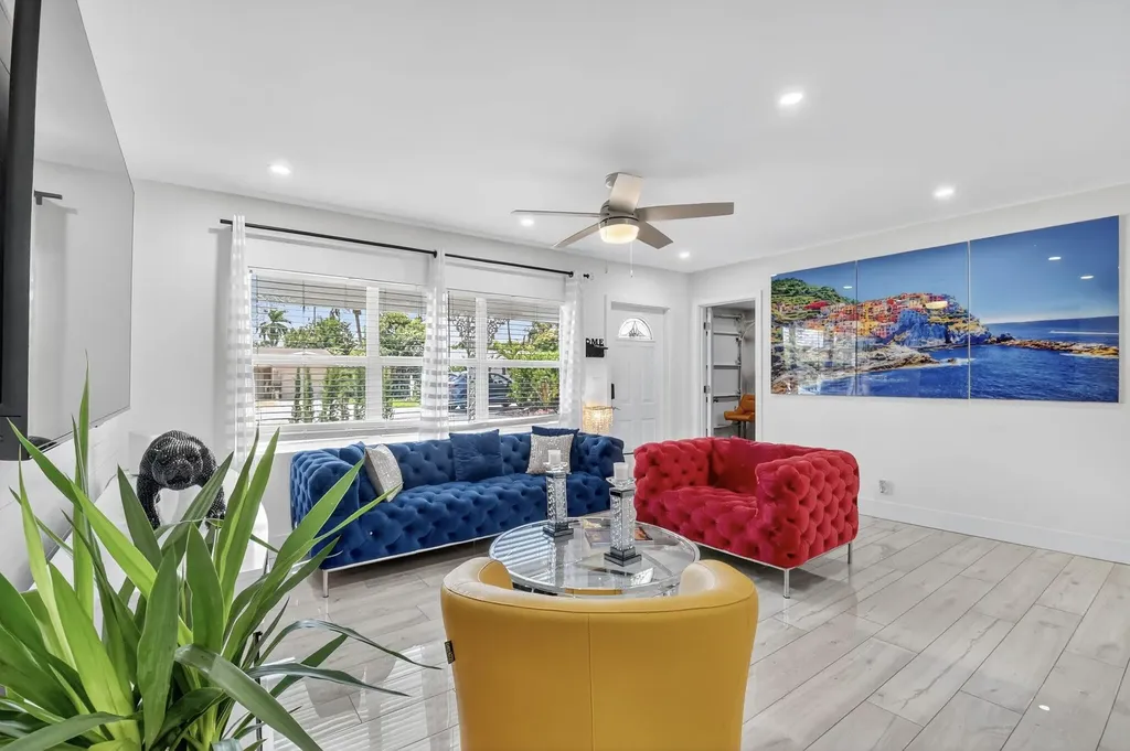 449 SW 4th Avenue Boynton Beach FL 33435