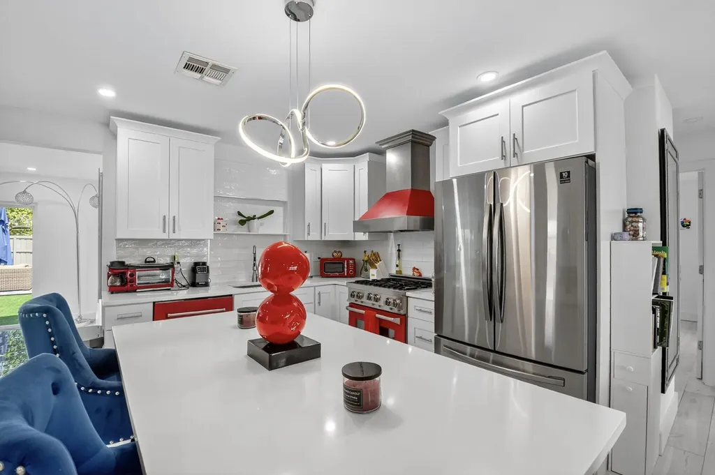 449 SW 4th Avenue Boynton Beach FL 33435