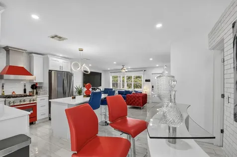 449 SW 4th Avenue Boynton Beach FL 33435