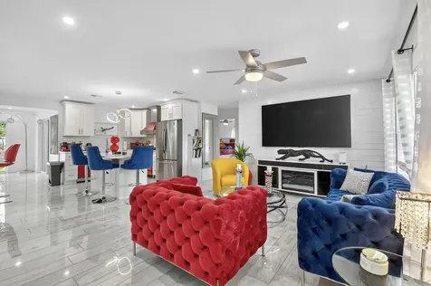 449 SW 4th Avenue Boynton Beach FL 33435