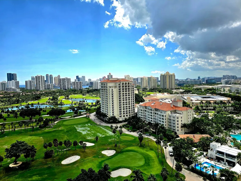 20335 W Country Club Drive Aventura FL 33180