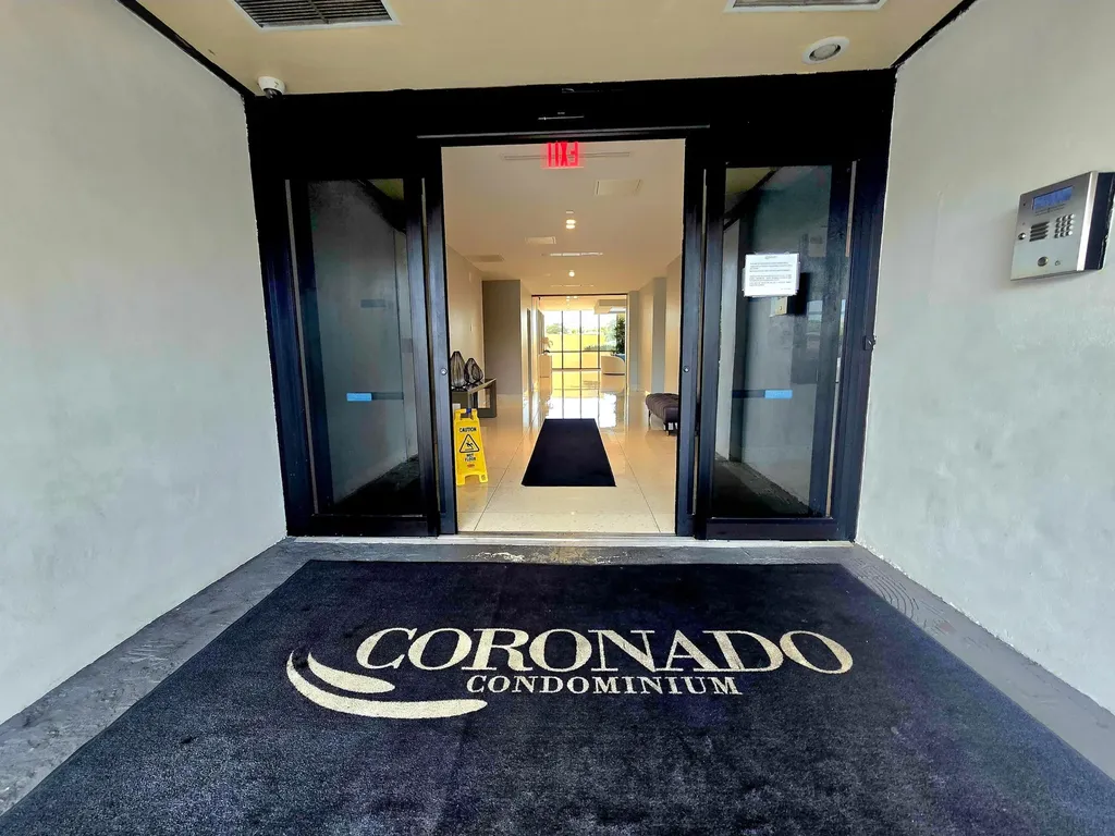 20335 W Country Club Drive Aventura FL 33180