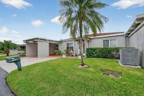 14844 Wildflower Lane Delray Beach FL 33446
