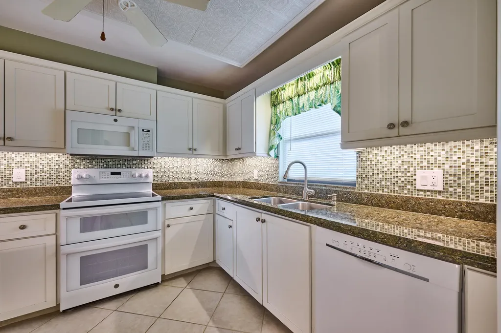 200 Intracoastal Place Jupiter FL 33469
