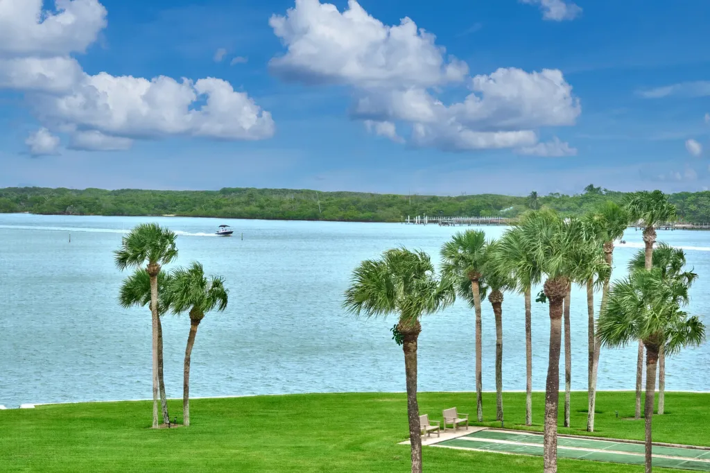 200 Intracoastal Place Jupiter FL 33469