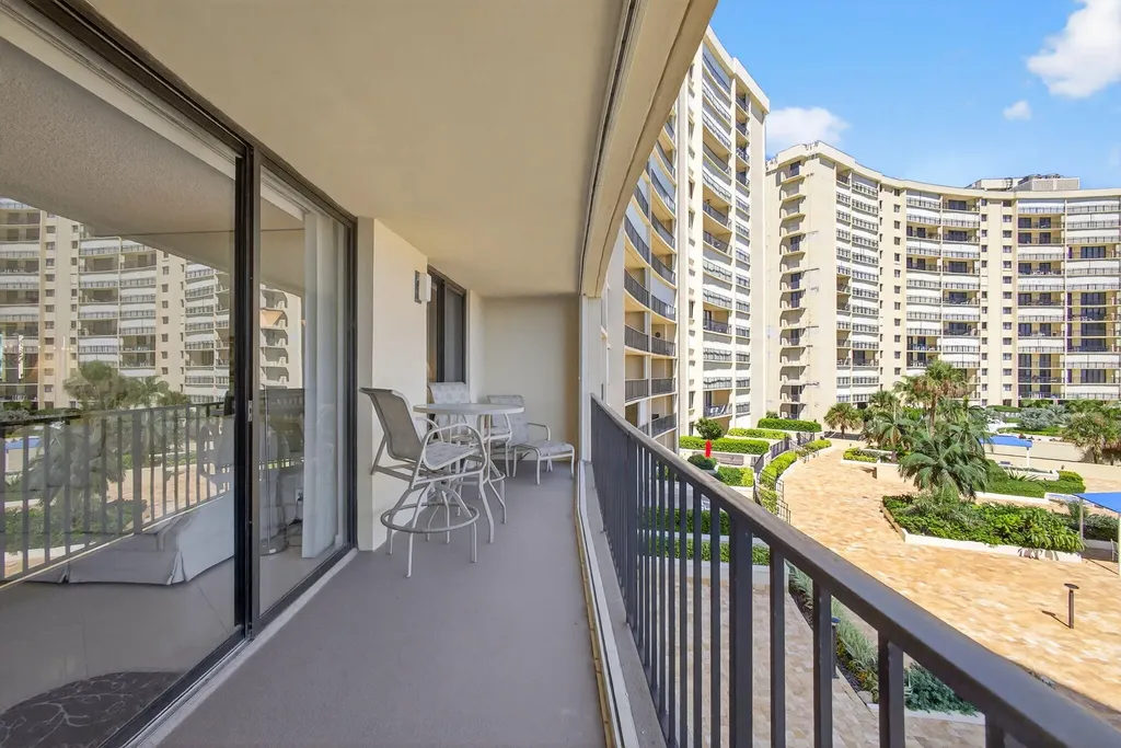 100 Ocean Trail Way Jupiter FL 33477