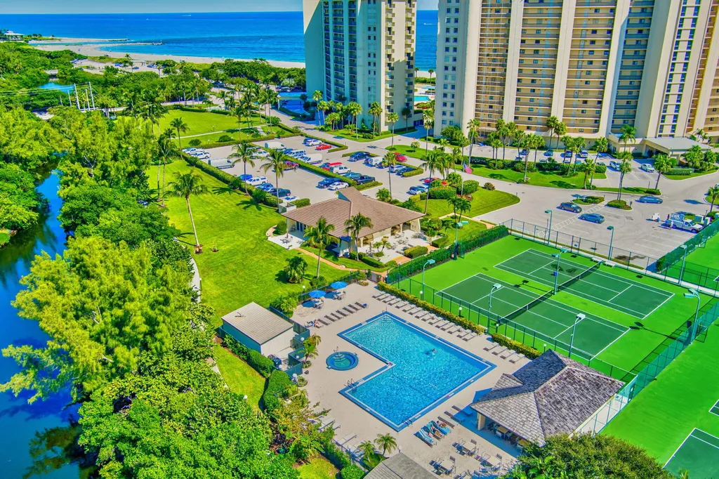 100 Ocean Trail Way Jupiter FL 33477