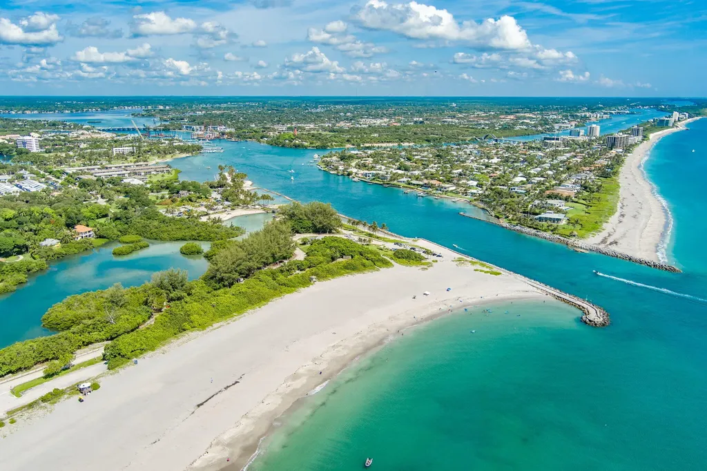 100 Ocean Trail Way Jupiter FL 33477