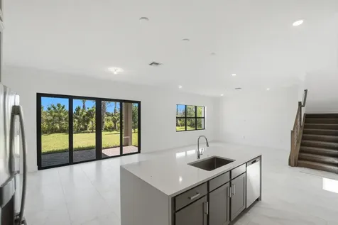 1016 Raleigh Way Wellington FL 33414
