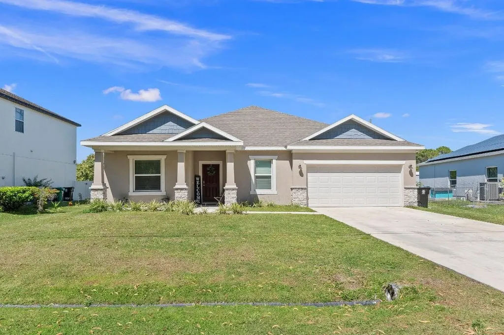 5345 NW Alam Circle Port St Lucie FL 34986