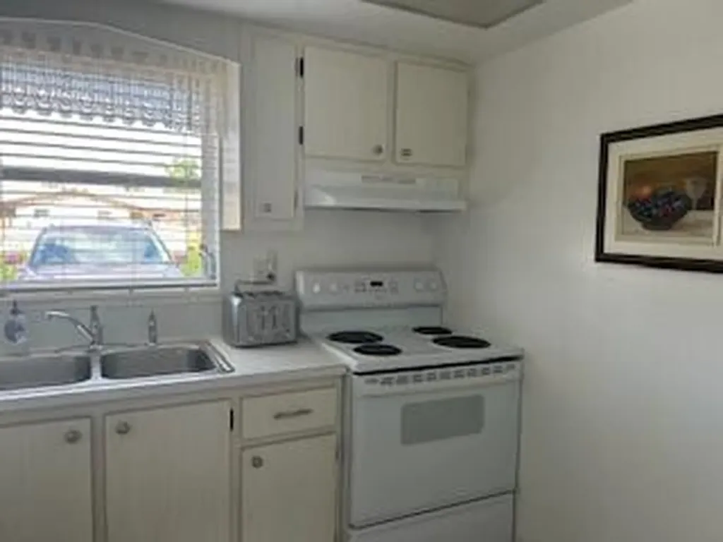 2832 W Crosley Drive West Palm Beach FL 33415