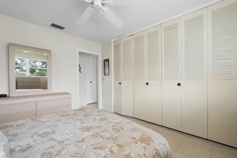 2832 W Crosley Drive West Palm Beach FL 33415