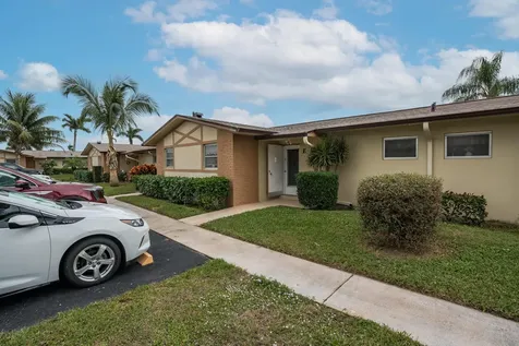 2832 W Crosley Drive West Palm Beach FL 33415