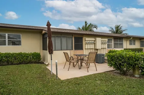2832 W Crosley Drive West Palm Beach FL 33415