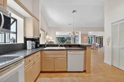4698 Sextant Circle Boynton Beach FL 33436
