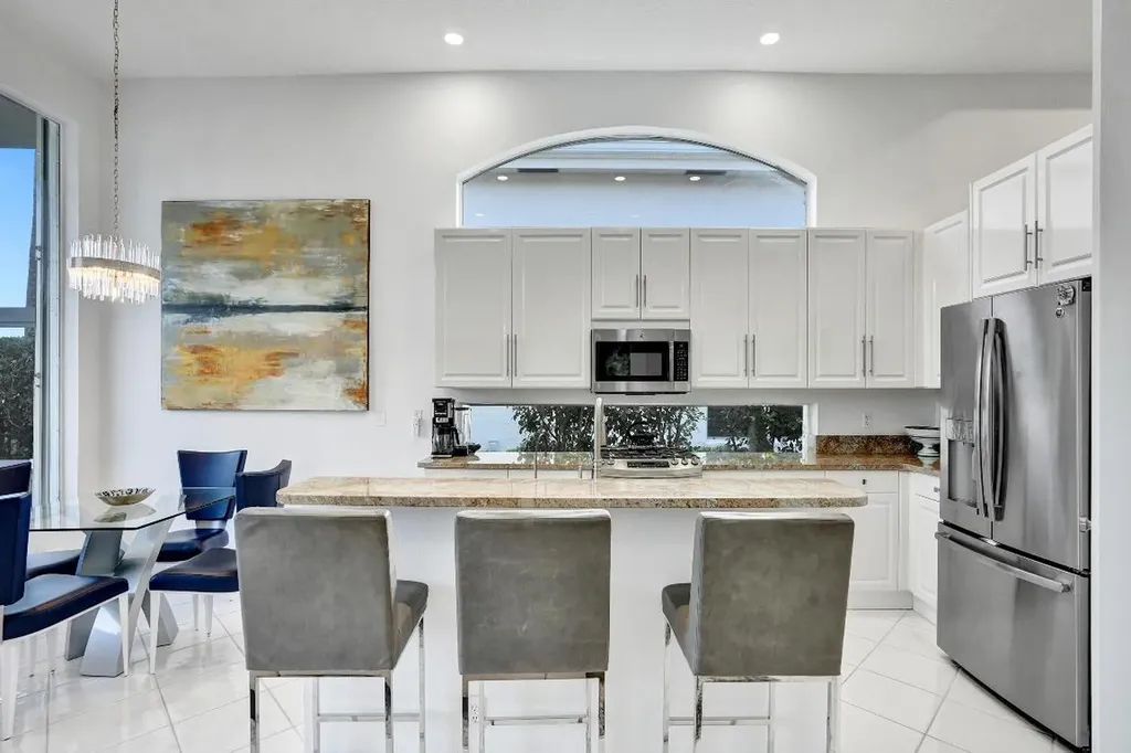 251 Isle Way Palm Beach Gardens FL 33418