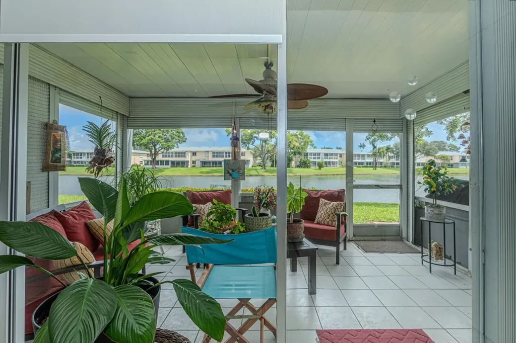 1421 NW 19th Terrace Delray Beach FL 33445