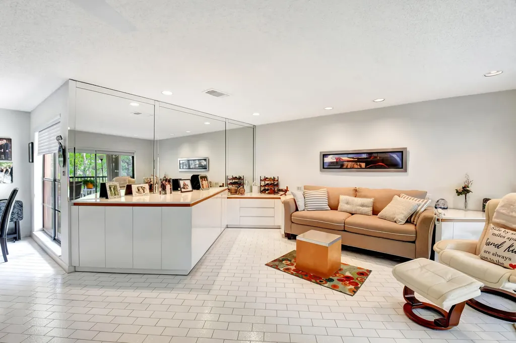 15 Stratford Drive Boynton Beach FL 33436