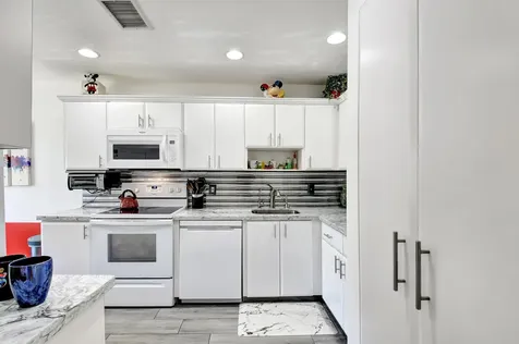 15 Stratford Drive Boynton Beach FL 33436