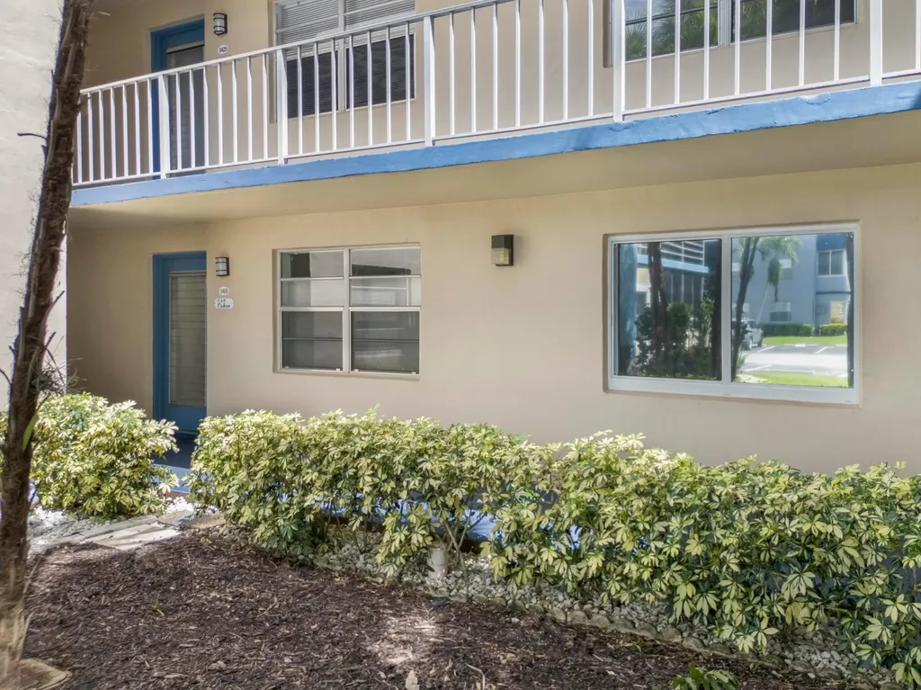 405 Burgundy I Delray Beach FL 33484