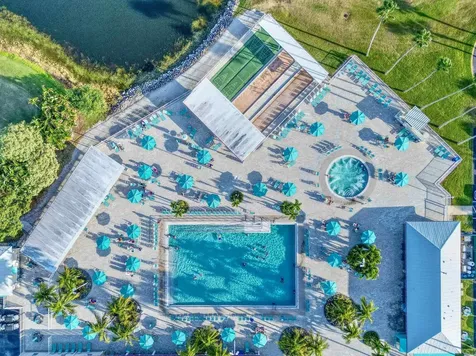405 Burgundy I Delray Beach FL 33484
