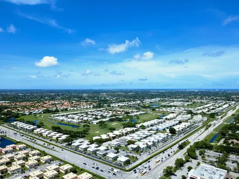 405 Burgundy I Delray Beach FL 33484