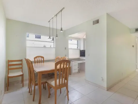 405 Burgundy I Delray Beach FL 33484