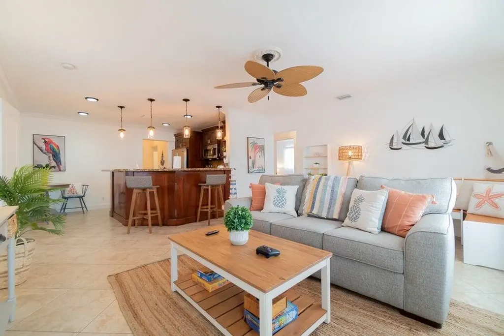 951 Green Street West Palm Beach FL 33405