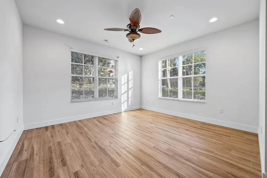 3770 County Line Road Tequesta FL 33469