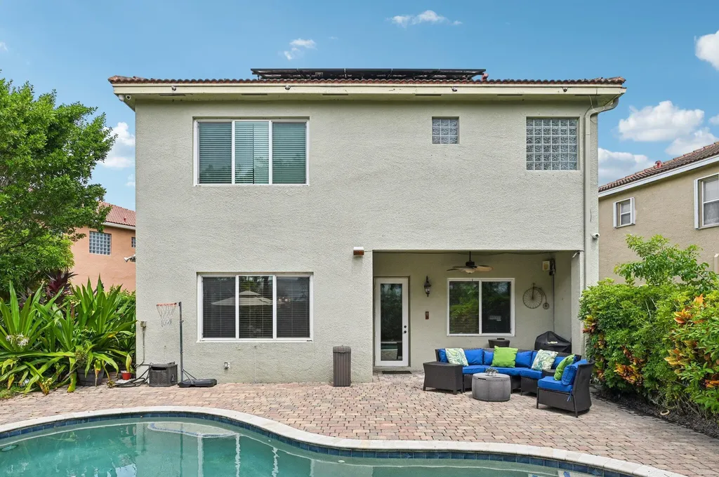 553 Gazetta Way West Palm Beach FL 33413