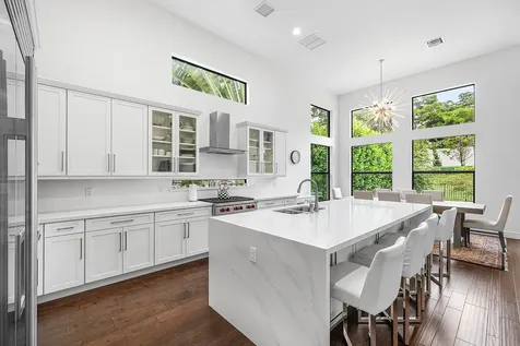 6901 NW 25th Way Boca Raton FL 33496