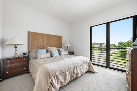 6901 NW 25th Way Boca Raton FL 33496