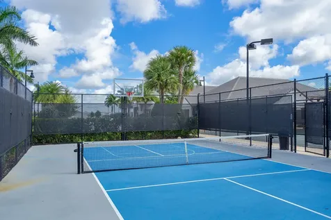 6901 NW 25th Way Boca Raton FL 33496