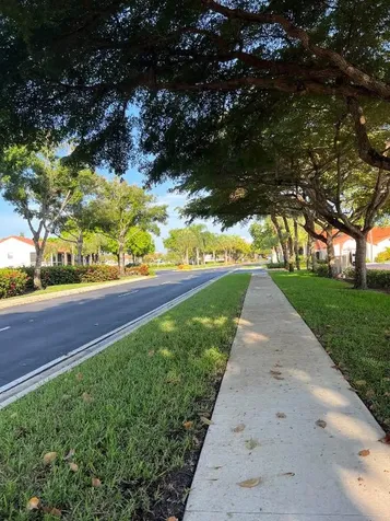 307 Liberty Court Deerfield Beach FL 33442
