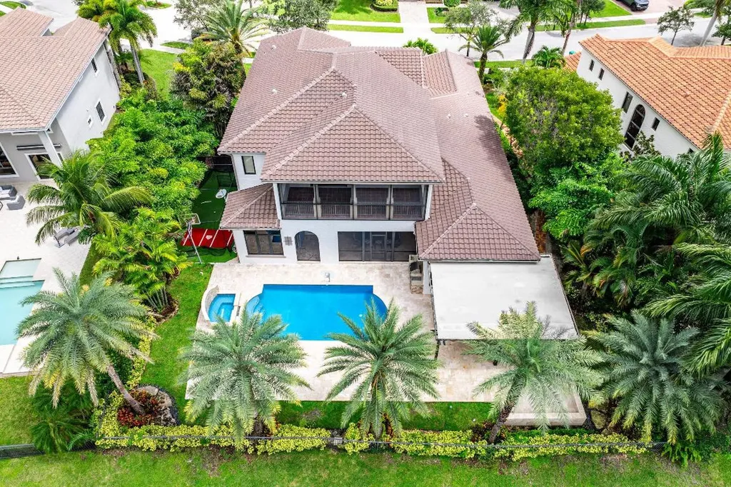 9910 Bay Leaf Court Parkland FL 33076